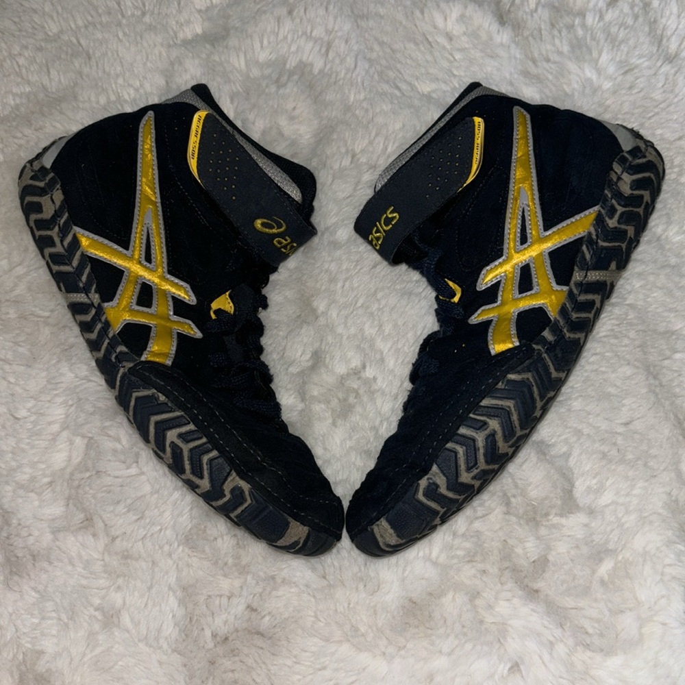 Dark Blue/Yellow Aggressor 2 Wrestling Shoes Sz8.5
